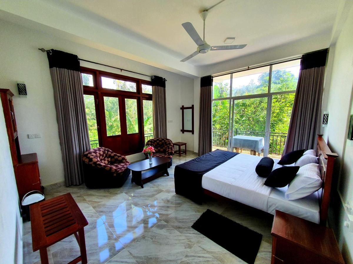 Relax Inn เอลลา ภายนอก รูปภาพ