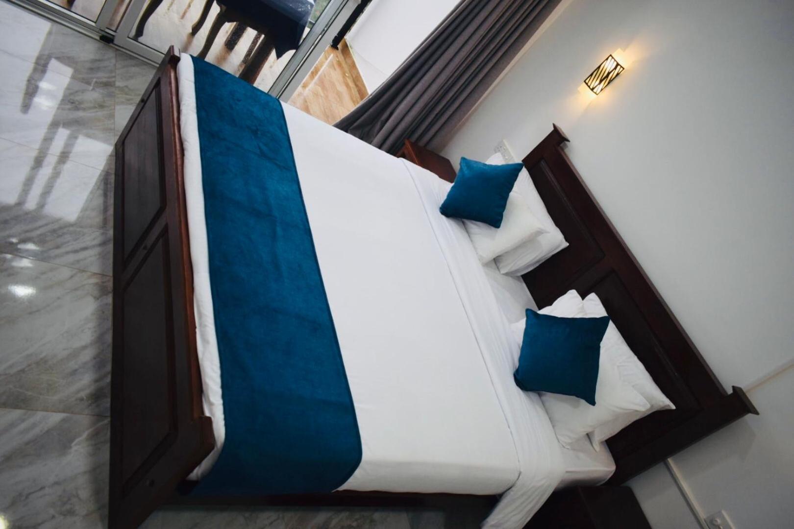 Relax Inn เอลลา ภายนอก รูปภาพ
