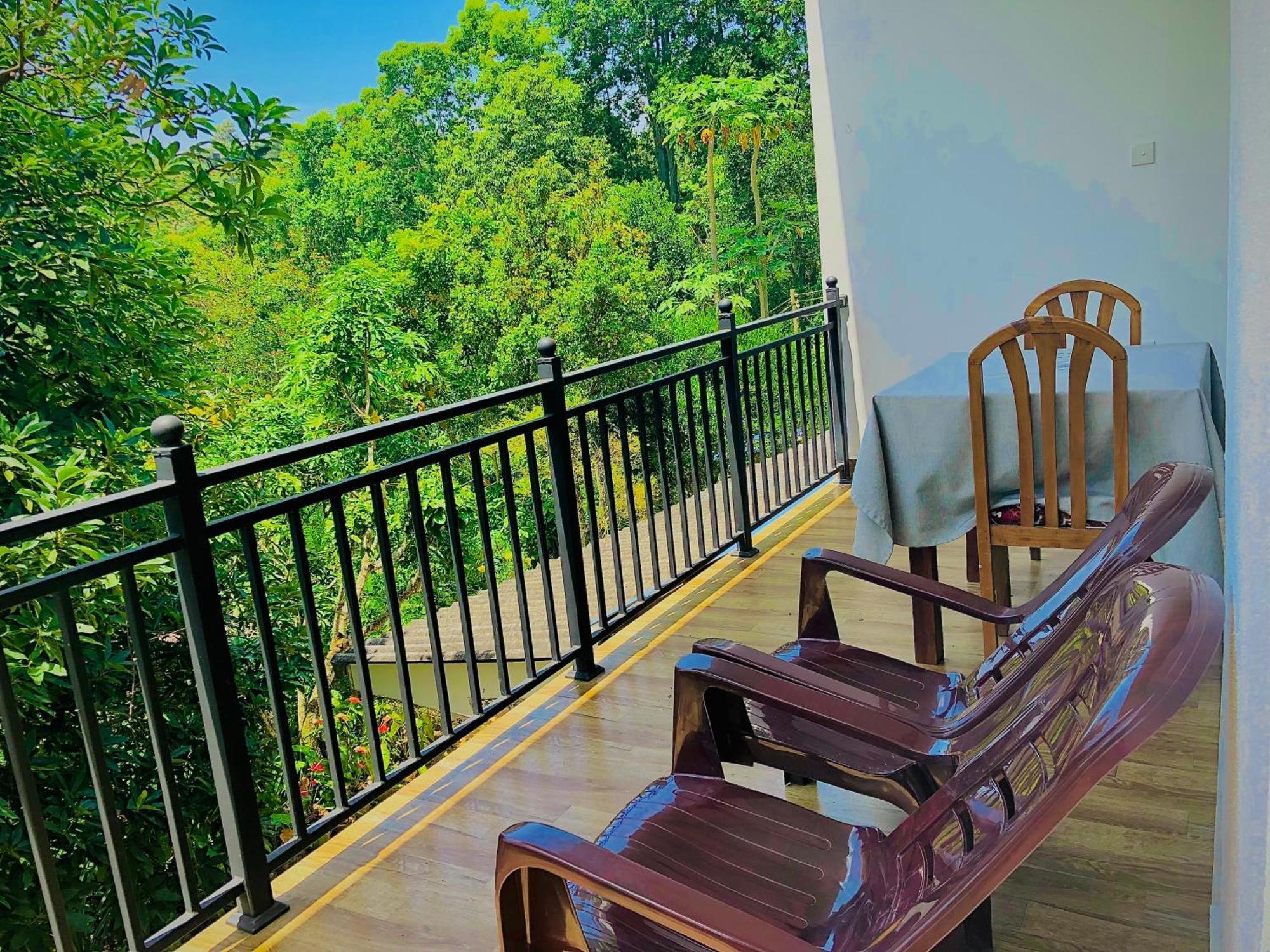 Relax Inn เอลลา ภายนอก รูปภาพ